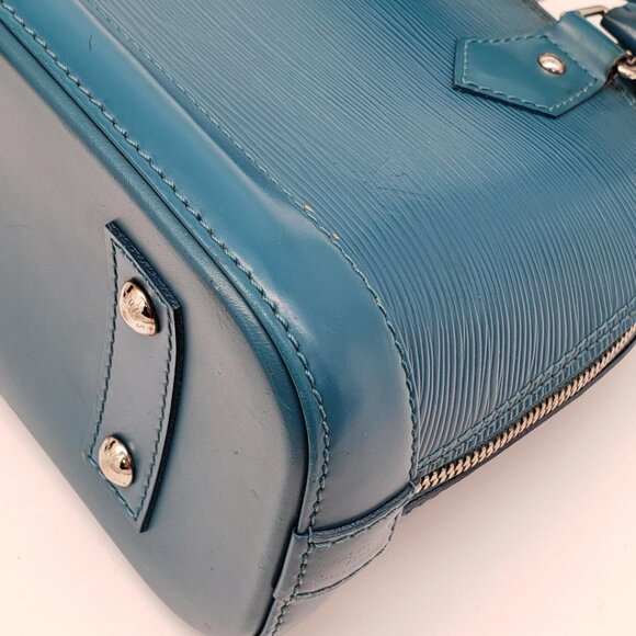 100% Authentic Louis Vuitton Alma Bb Epi Leather Satchel Bag 480-081024 - Picture 12 of 16